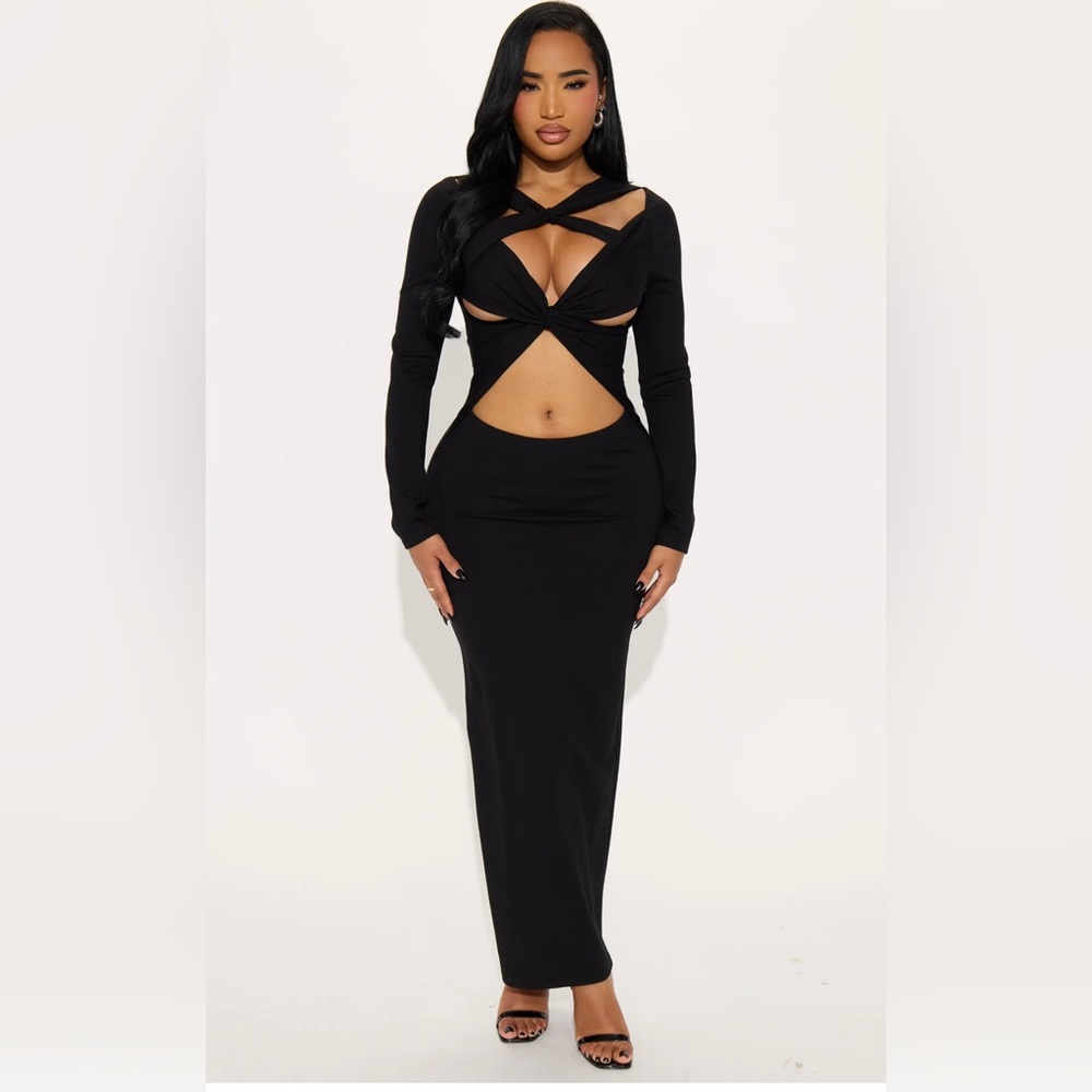 Elegant Black Cut-Out Maxi Dress